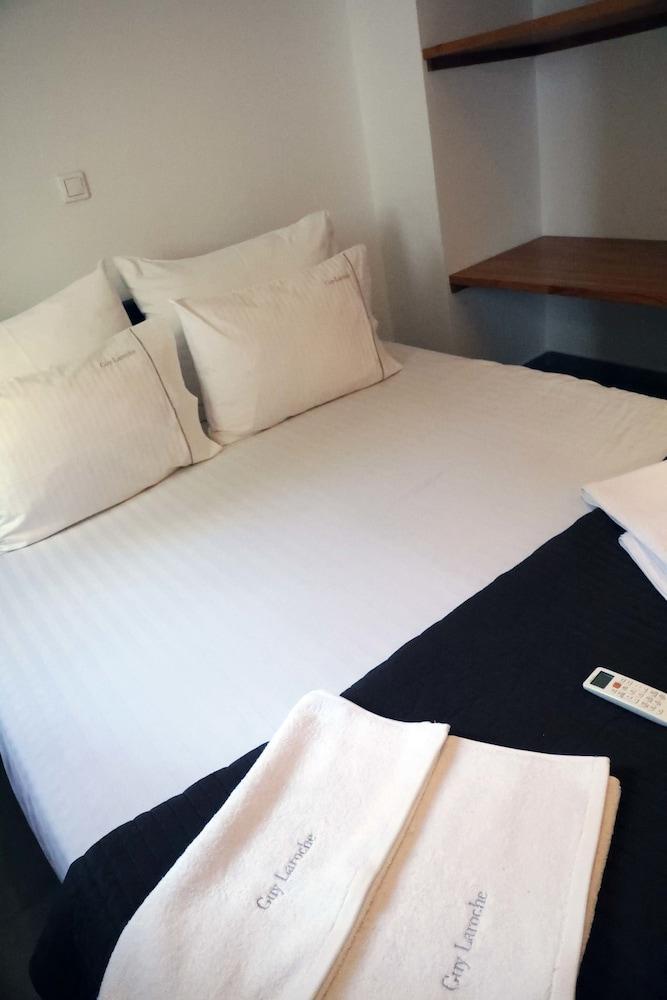Gazi Boutique Apartment 2 Athens Ngoại thất bức ảnh