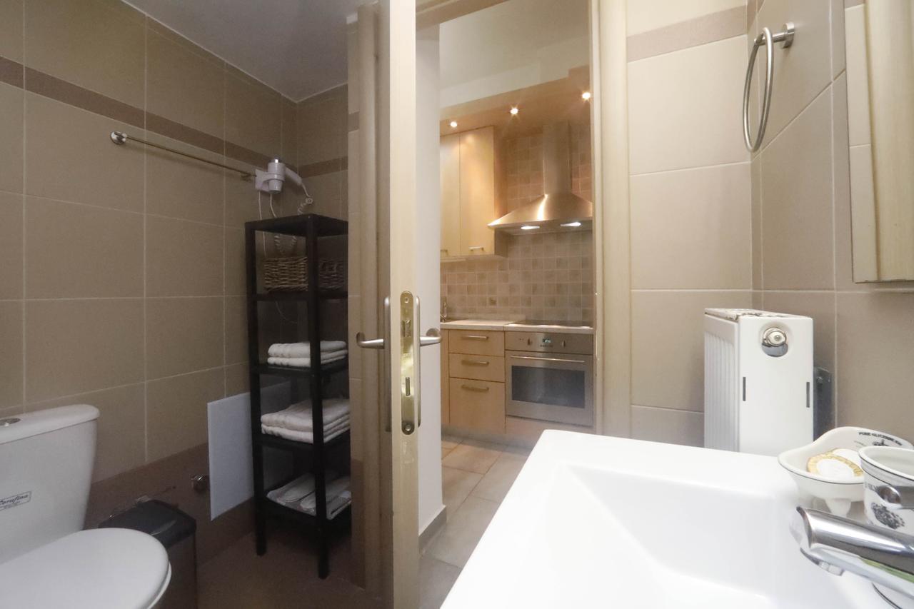 Gazi Boutique Apartment 2 Athens Ngoại thất bức ảnh